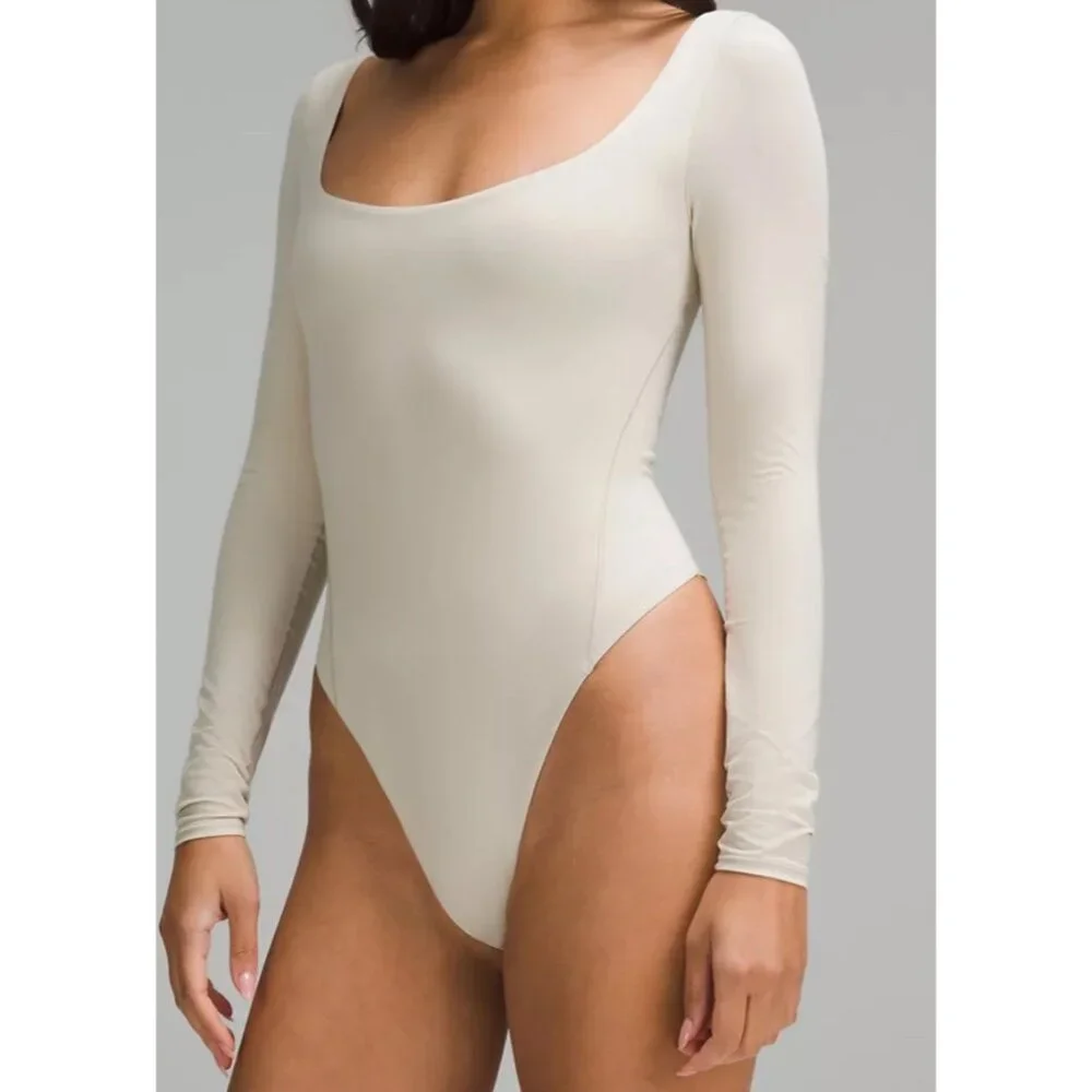 NWT Lululemon Ultra Soft Nulu Wundermost Long Sleeve Bodysuit Mojave Tan Size M - Picture 2 of 5